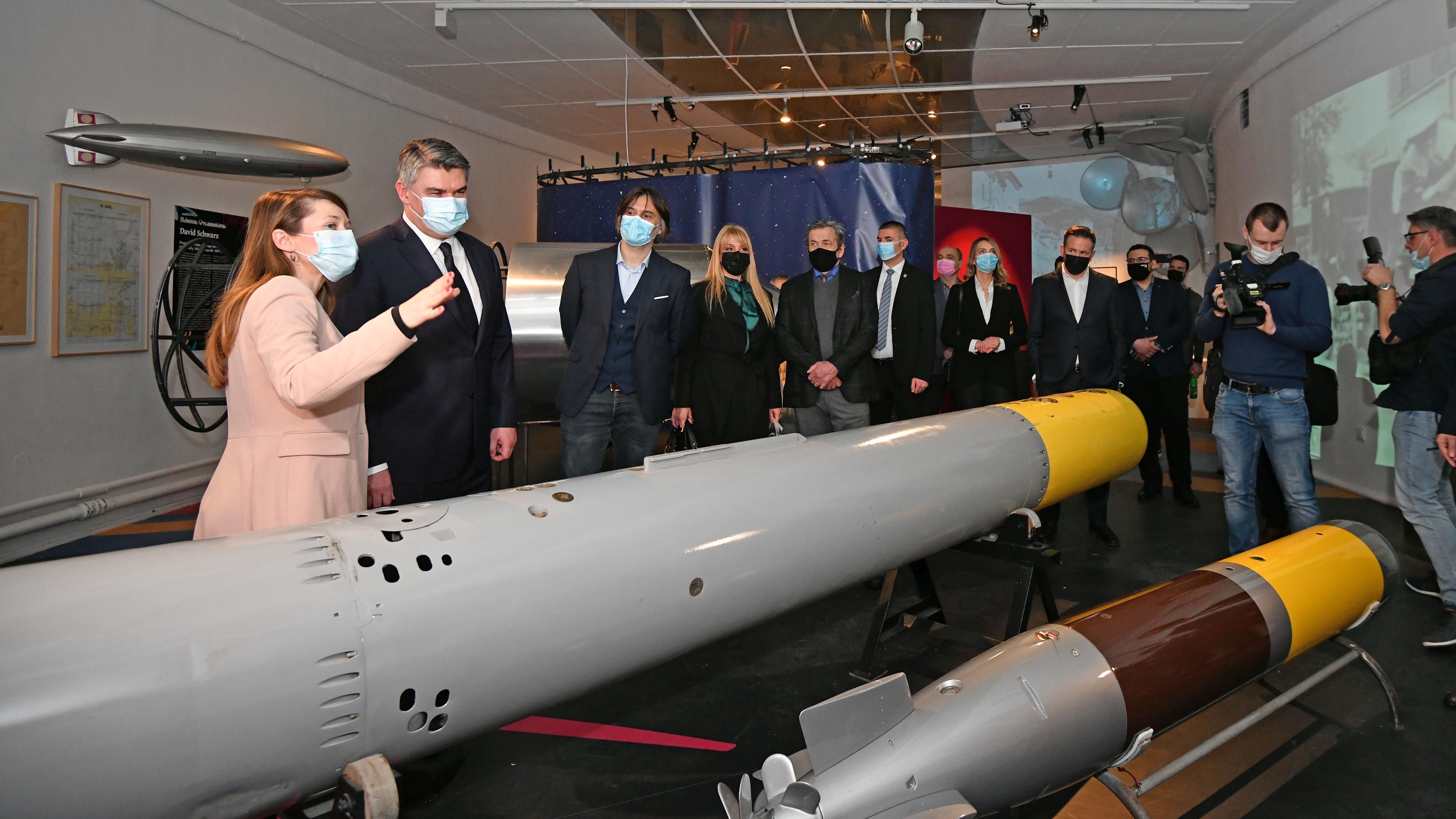 President Milanović Tours Exhibition “Hrvatska svijetu” [Croatia to the 